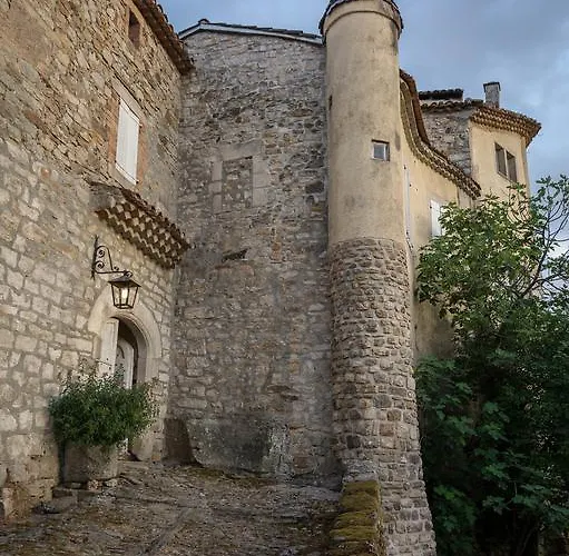 Manoir De Champvert